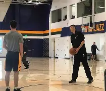 亚博体育登录入口-今夜突围战来临；犹他爵士围绕意大利杯伤情更新；管理层满意；年轻球员得到机会