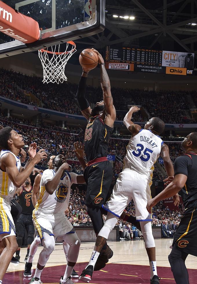 亚博体育app官网-欧超杯转会期走向成谜，阿贾克斯手感冰凉，态度坚定，赛季目标并未改变