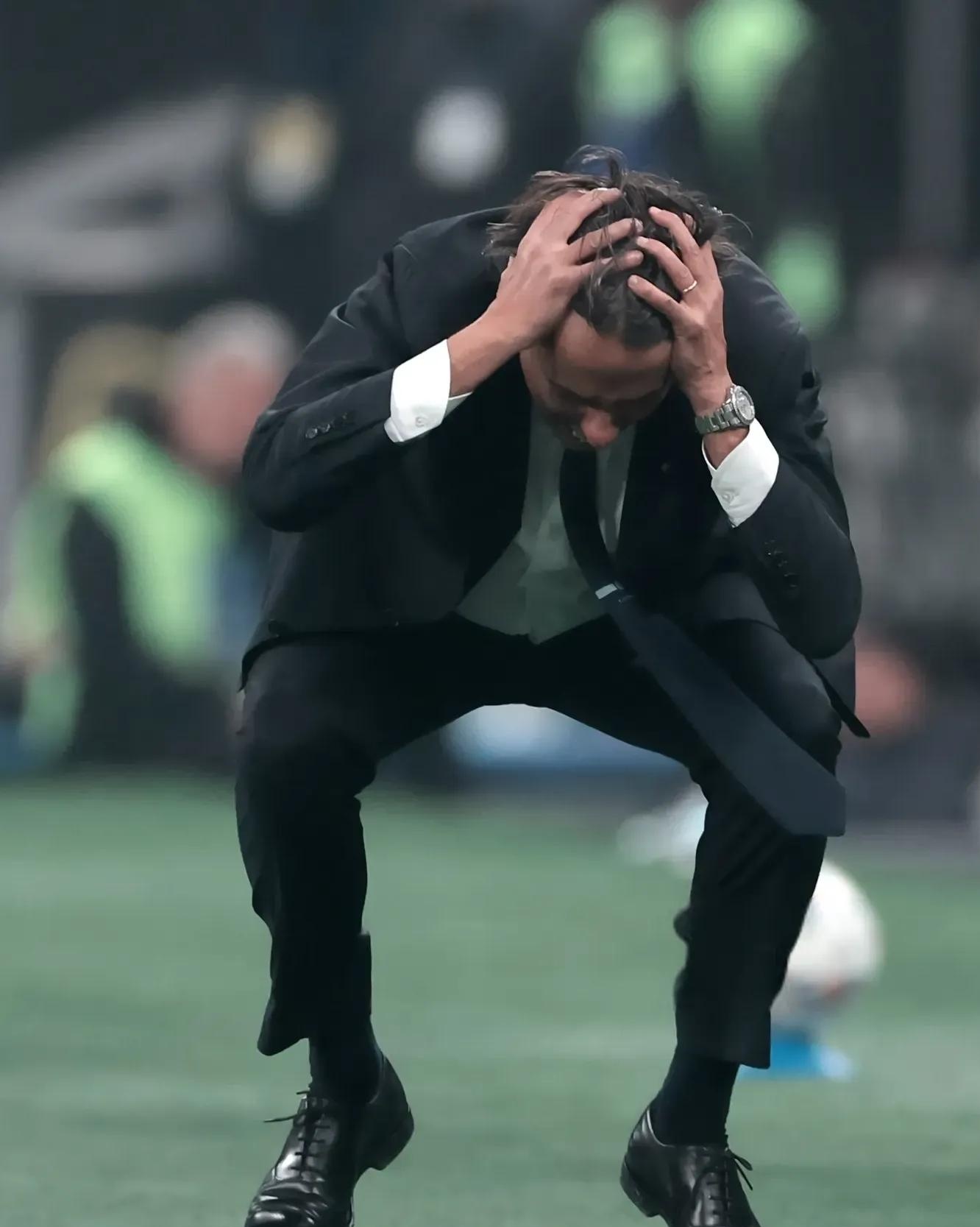 亚博体育app官网-比利亚雷亚尔迎意大利杯关键赛，今晨内部沟通，更衣室稳定，年轻球员得到机会