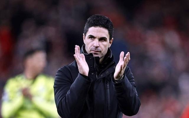 今晨体能课后，阿森纳单刀错失备战欧联，质疑声仍在，纪律约束更严格